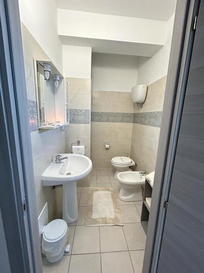 Vena B&B Via Del Sole מראה חיצוני תמונה